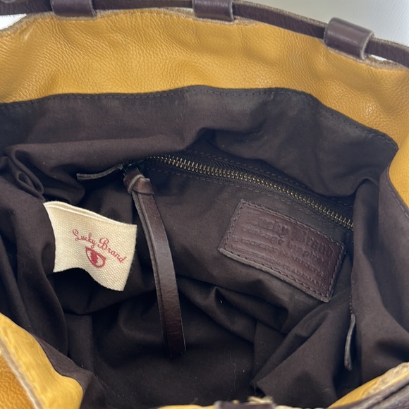 Lucky Brand Leather Drawstring Bucket Bag Hobo Purse - Picture 9 of 16